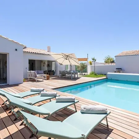 Villa Magnifique Récente De Charme Avec Piscine *