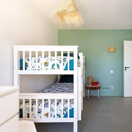 Villa Magnifique Récente De Charme Avec Piscine