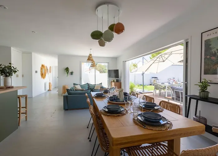 Βίλα Magnifique Recente De Charme Avec Piscine *